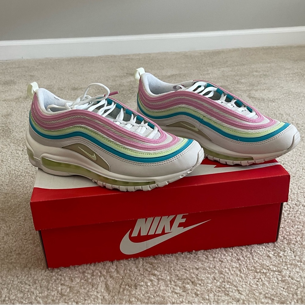 Like New Nike Air Max 97 Volt